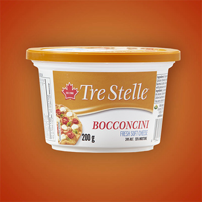 Cream of Roasted Red Pepper Soup with Tre Stelle® Bocconcini